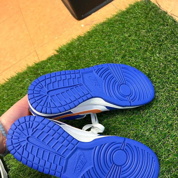 Dunks - Picture 3 of 4